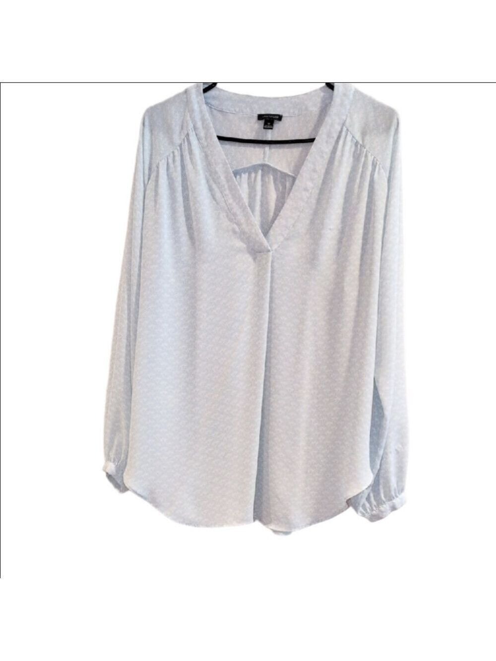 Ann Taylor Soft Blue & White Long Sleeves Blouse,Top.Size Medium, Semi sheer,GUC